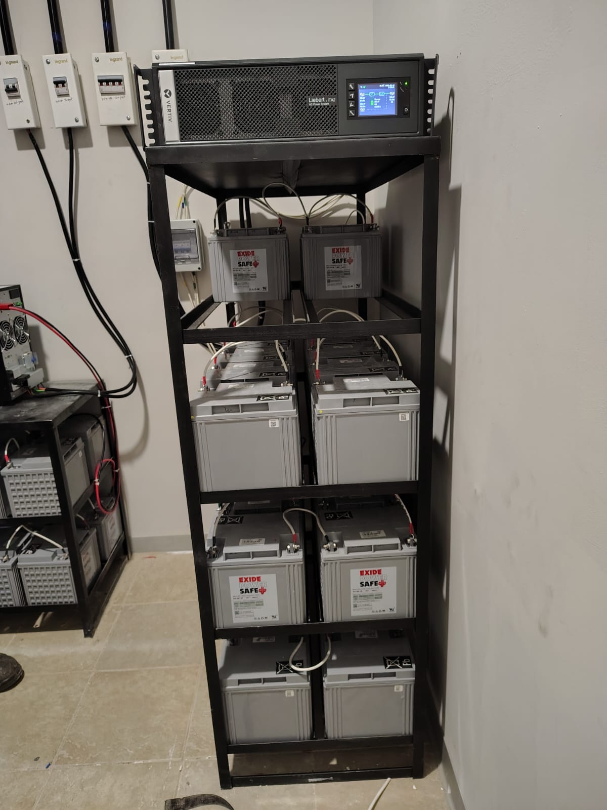 Vertiv Liebert ITA2 Rackmount UPS & Exide Powersafe SMF Bank